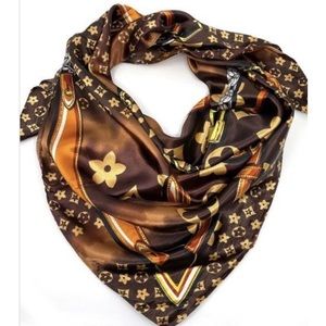 SILK SQUARE SCARF (Brown)